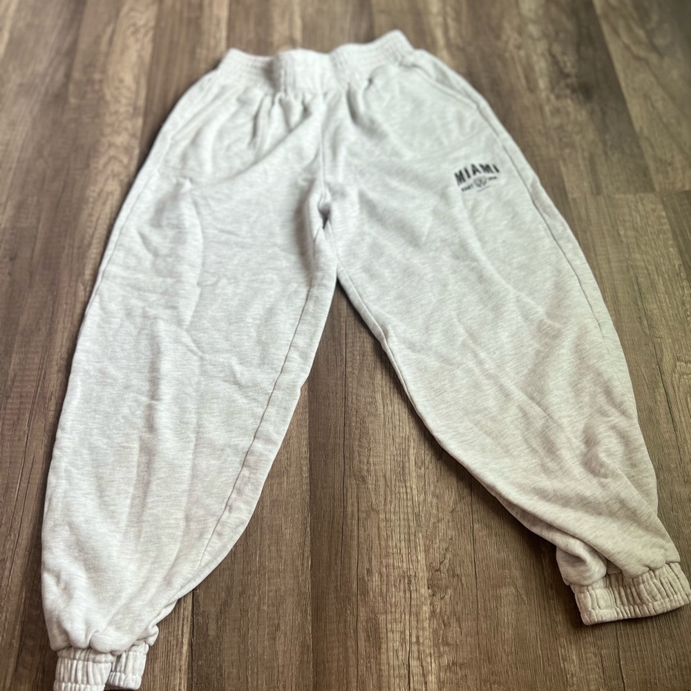 gray bershka sweatpants girls 11-12